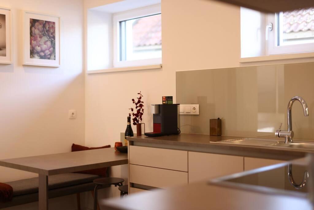 Ferienwohnung Wohnen Bahnstrasse 5 Klagenfurt am Wörthersee Exterior foto